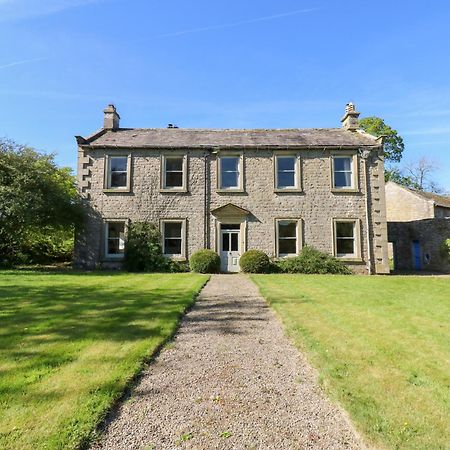 Flanders Hall West Burton 외부 사진