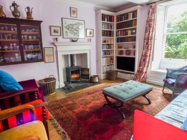 Flanders Hall West Burton 외부 사진