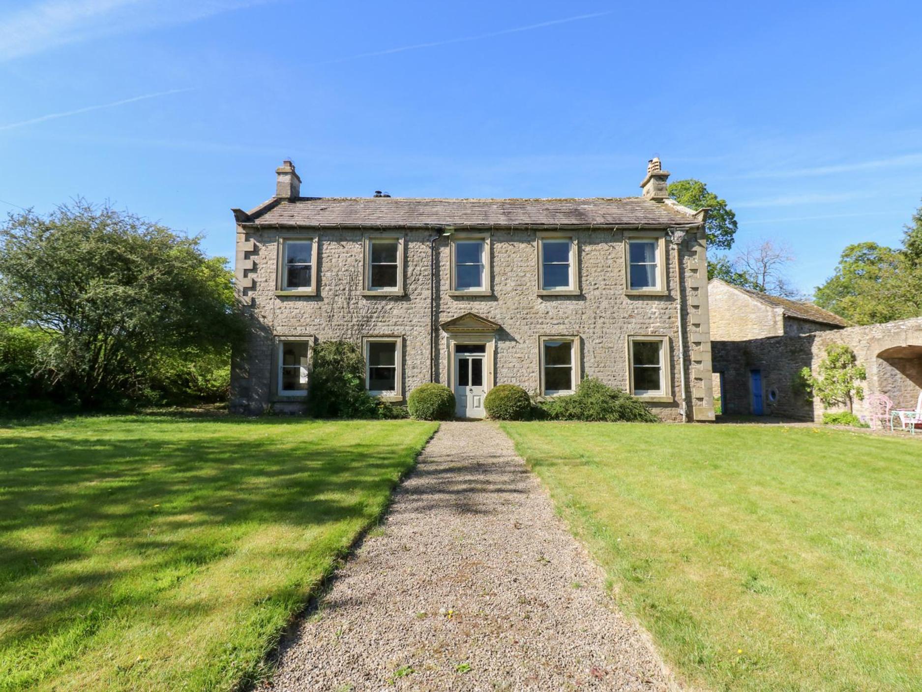 Flanders Hall West Burton 외부 사진