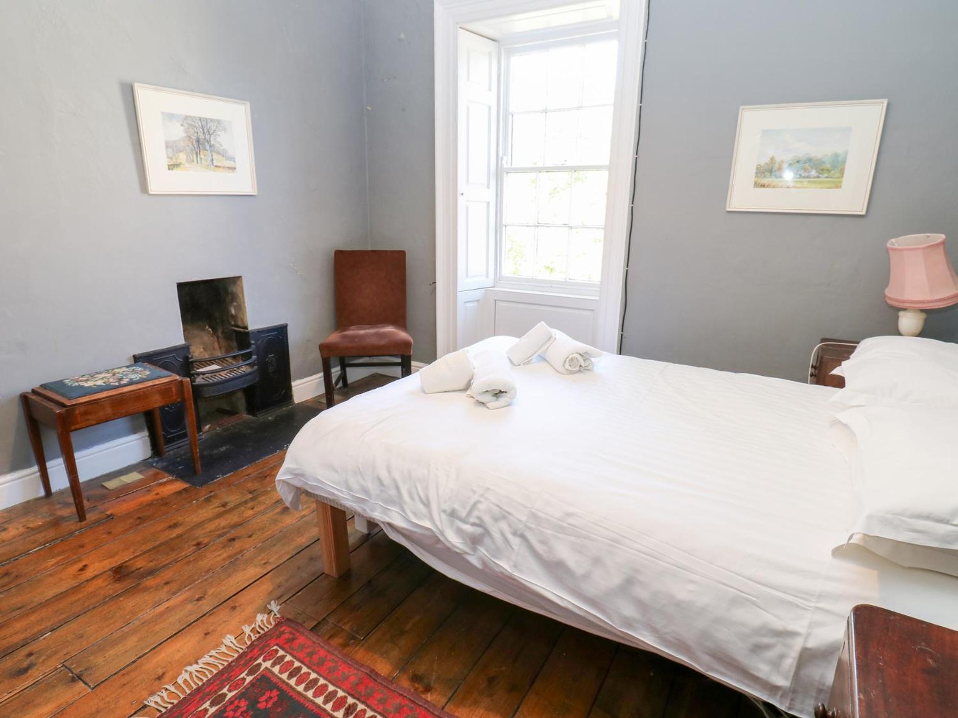 Flanders Hall West Burton 외부 사진